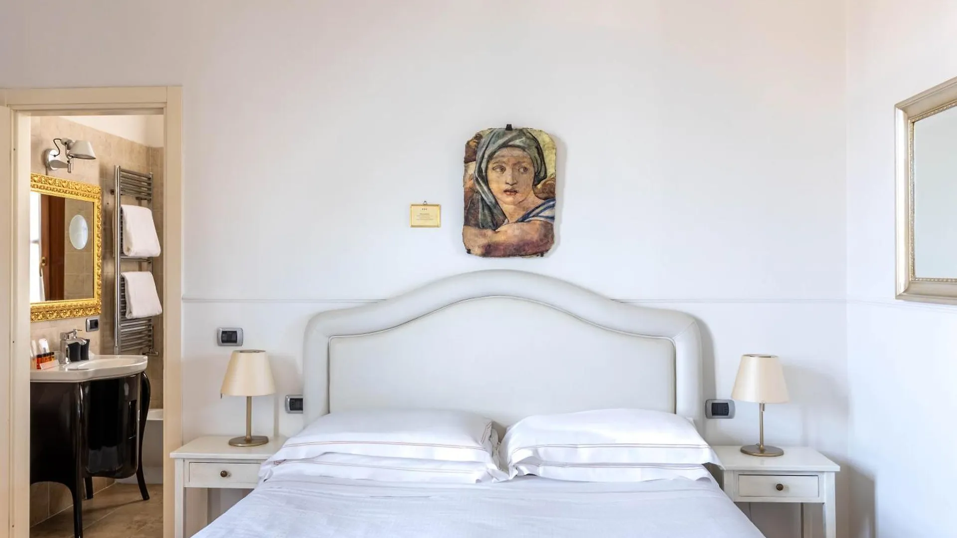 Relais Hotel Centrale Dimora Storica Firenze 4*,