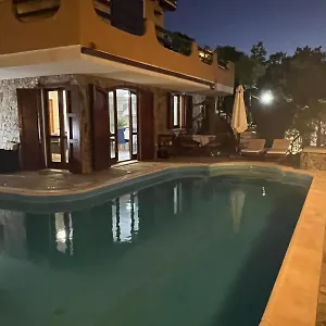 https://villa-vittoria.in-sardinia.net