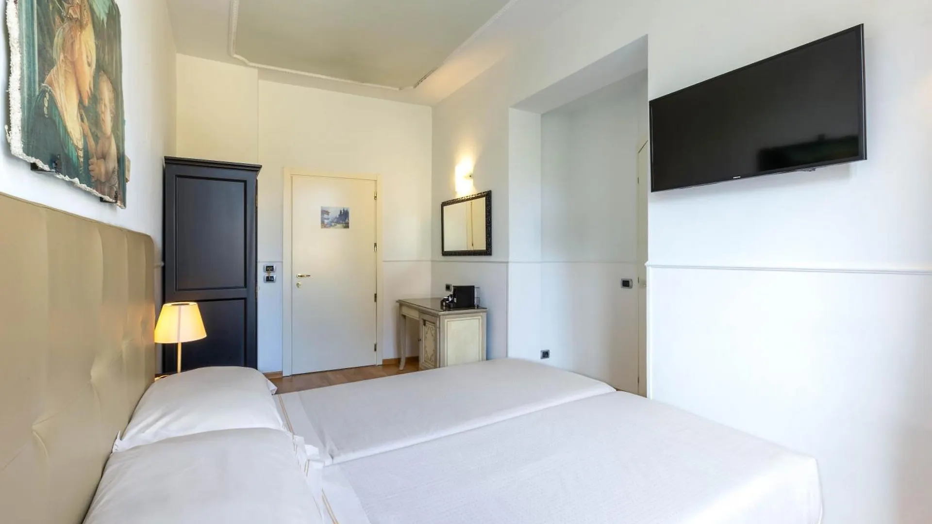 Relais Hotel Centrale Dimora Storica Florence 4*,
